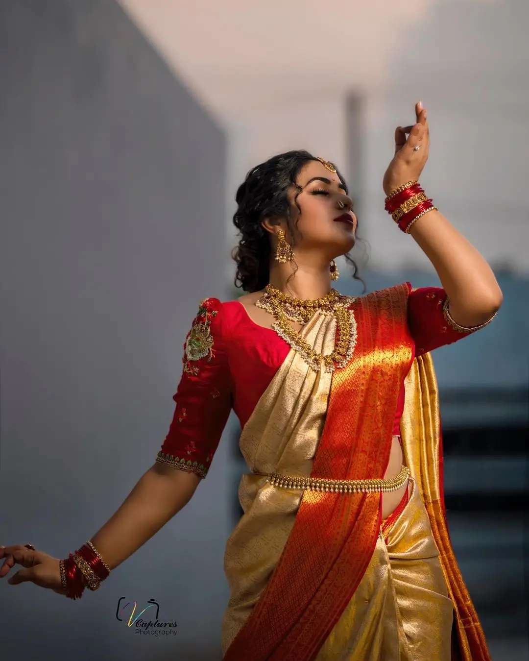 Malayalam Girl Shamna Kasim In Beautiful Jewellery Orange Saree